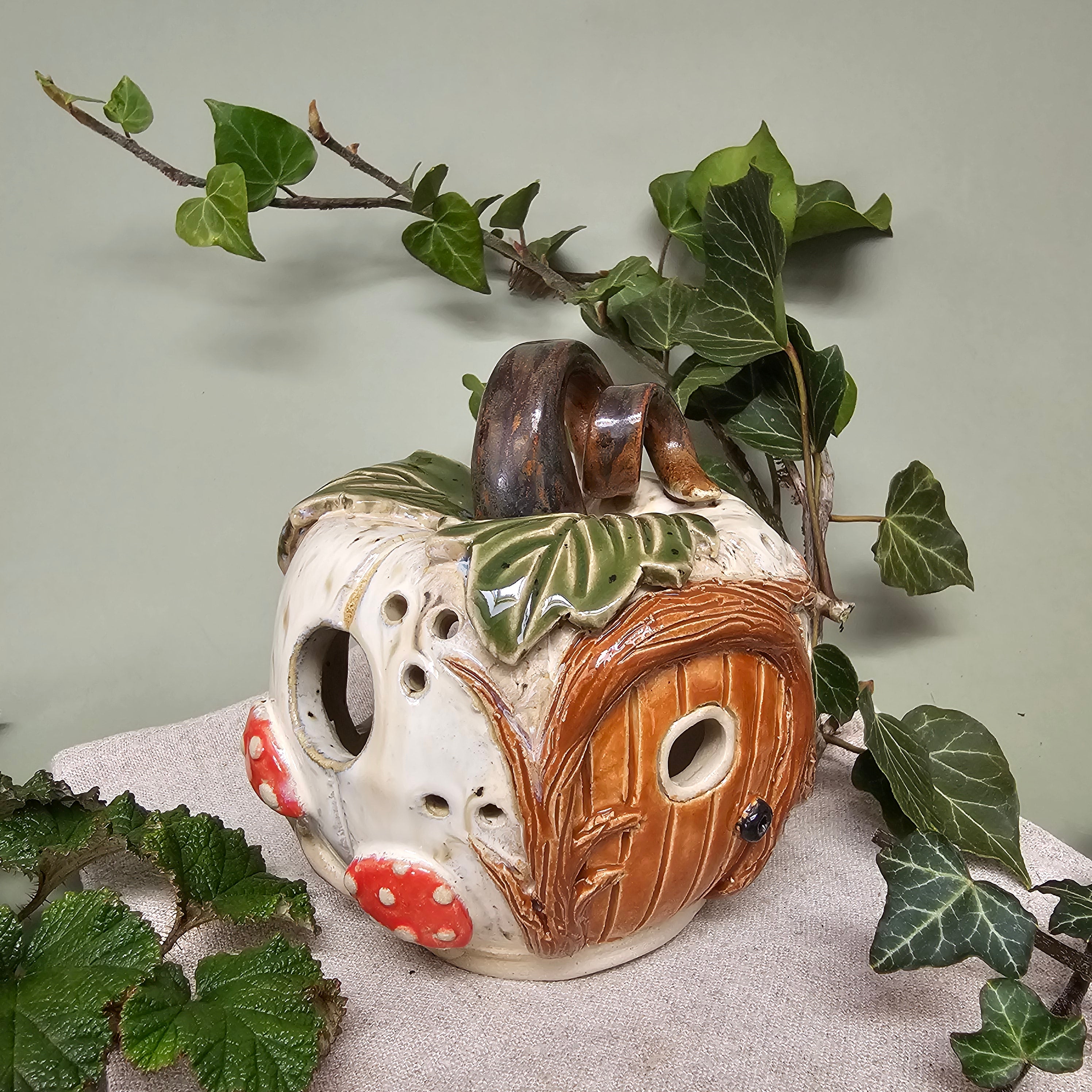 Maison citrouille – Refuge secret – M (C#2601)