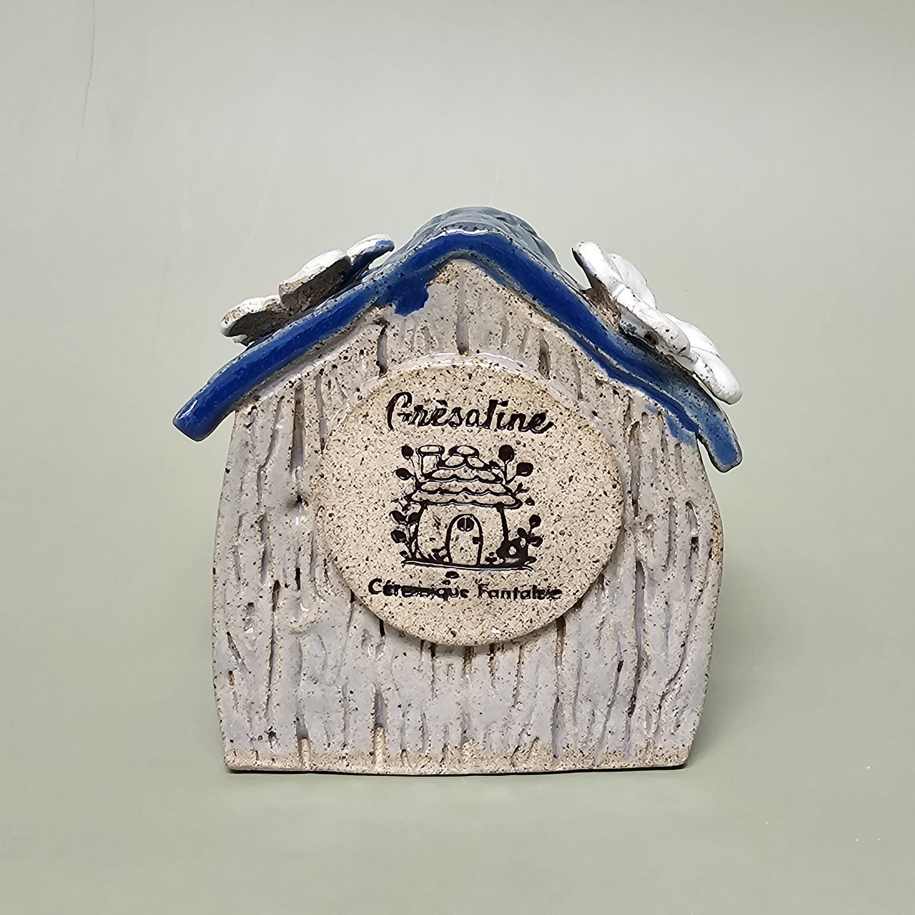 Hôtel à Insectes - La Petite Maison Fleurie (H#2601)