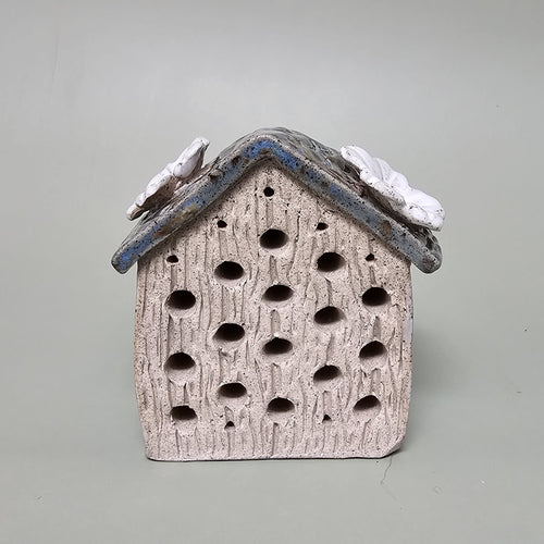 Hôtel à Insectes - La Petite Maison Fleurie (H#2603)